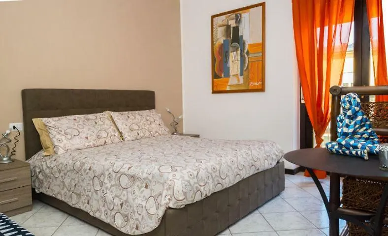 Flyhouse Hotel Orio al Serio 0*,  Italy